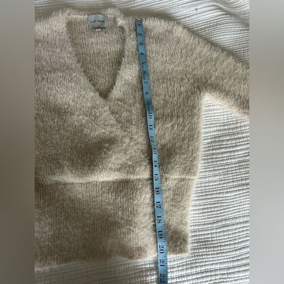 Pink Rose Women's Cream Tan  Wrap Around Fuzzy Soft Sweater Size Large - Picture 11 of 11